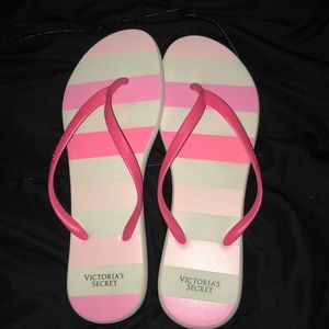 NWOT Victoria secret flip flops